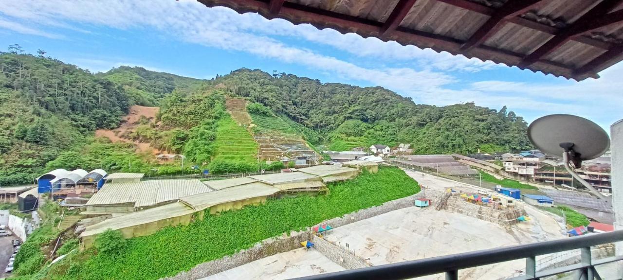 Mary Apt @ Equatorial Hill Resort Cameron Highlands Exteriör bild